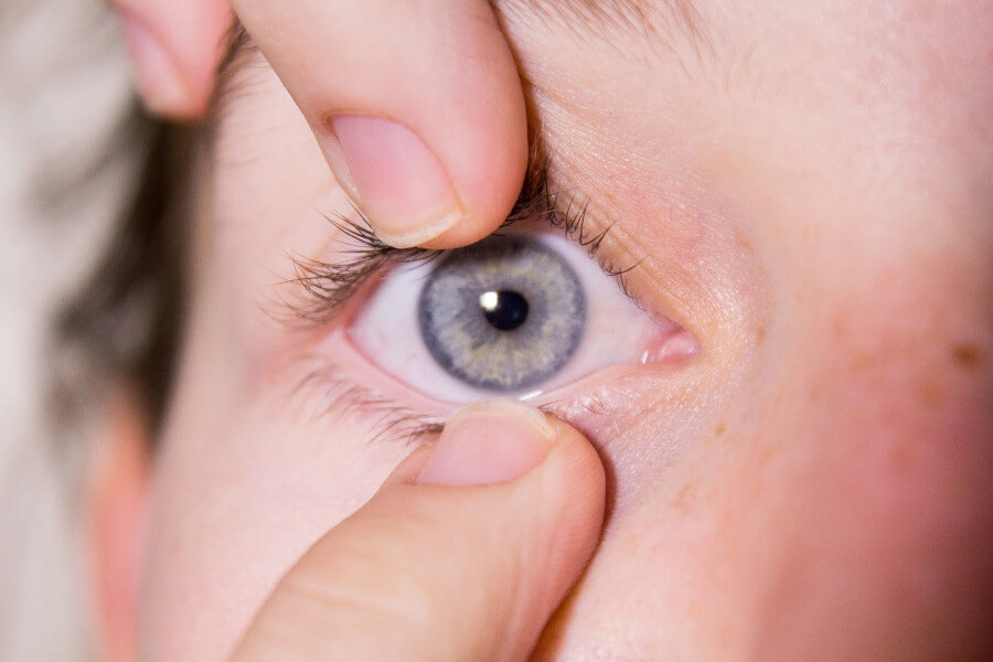 lentilele de contact să rămână în ochilor